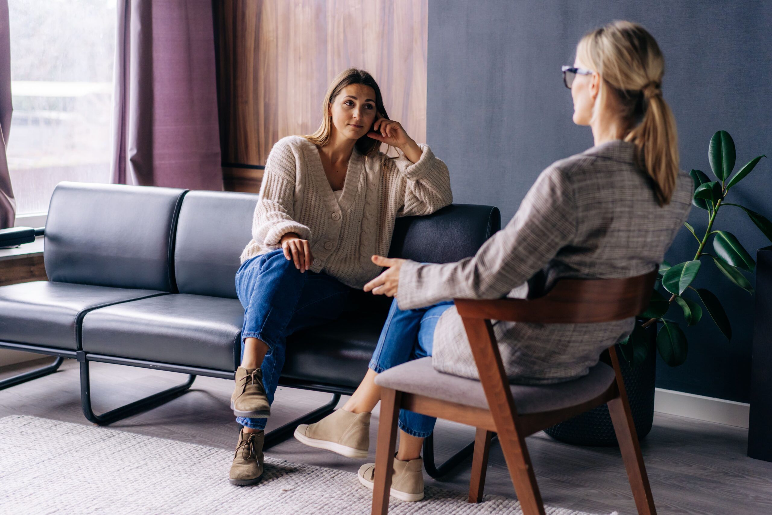 A woman receiving Dialectical Behavior Therapy In Atlanta