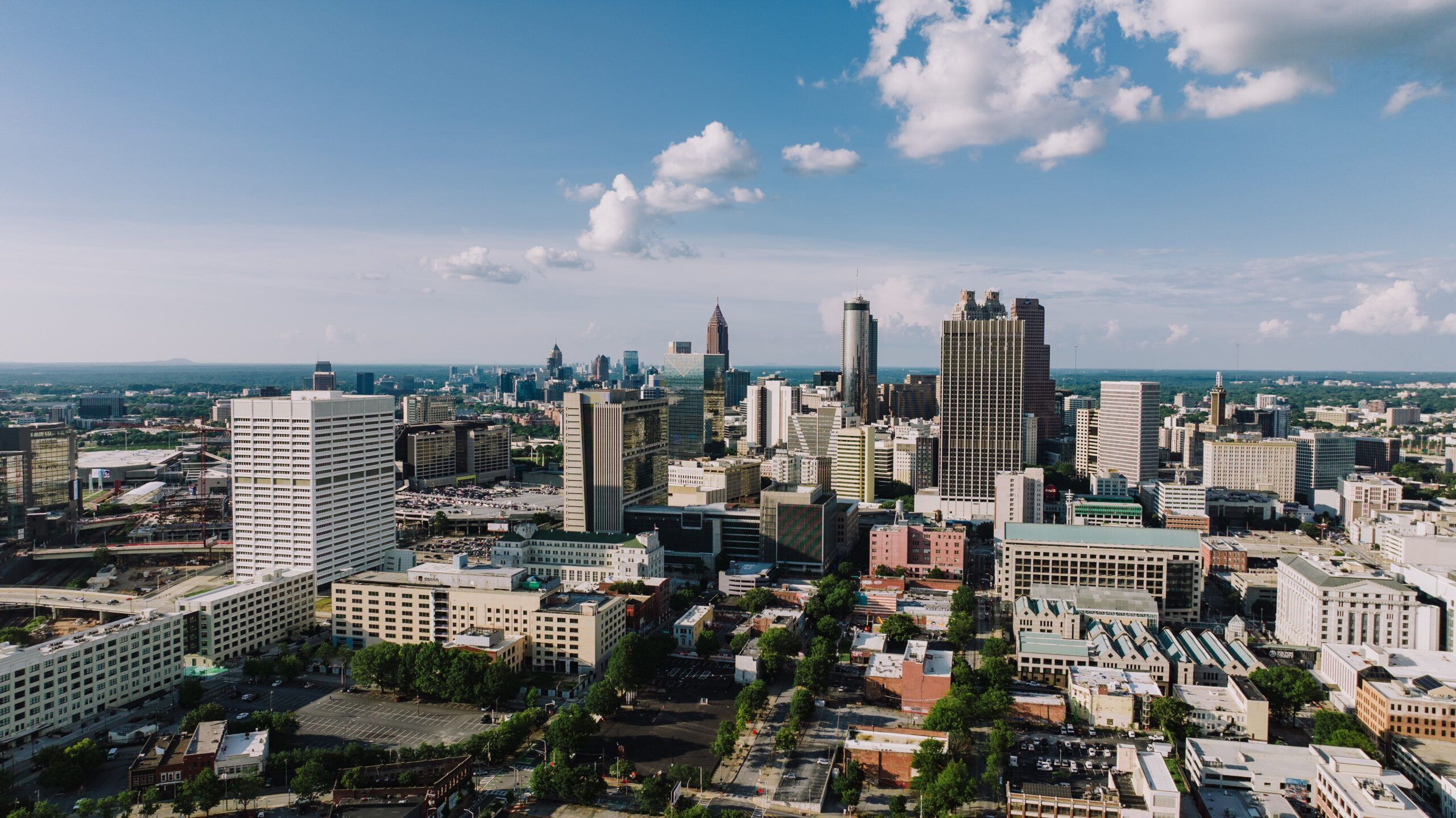 View of the Atlanta Georgia skyline where Empowered Recovery is located. 